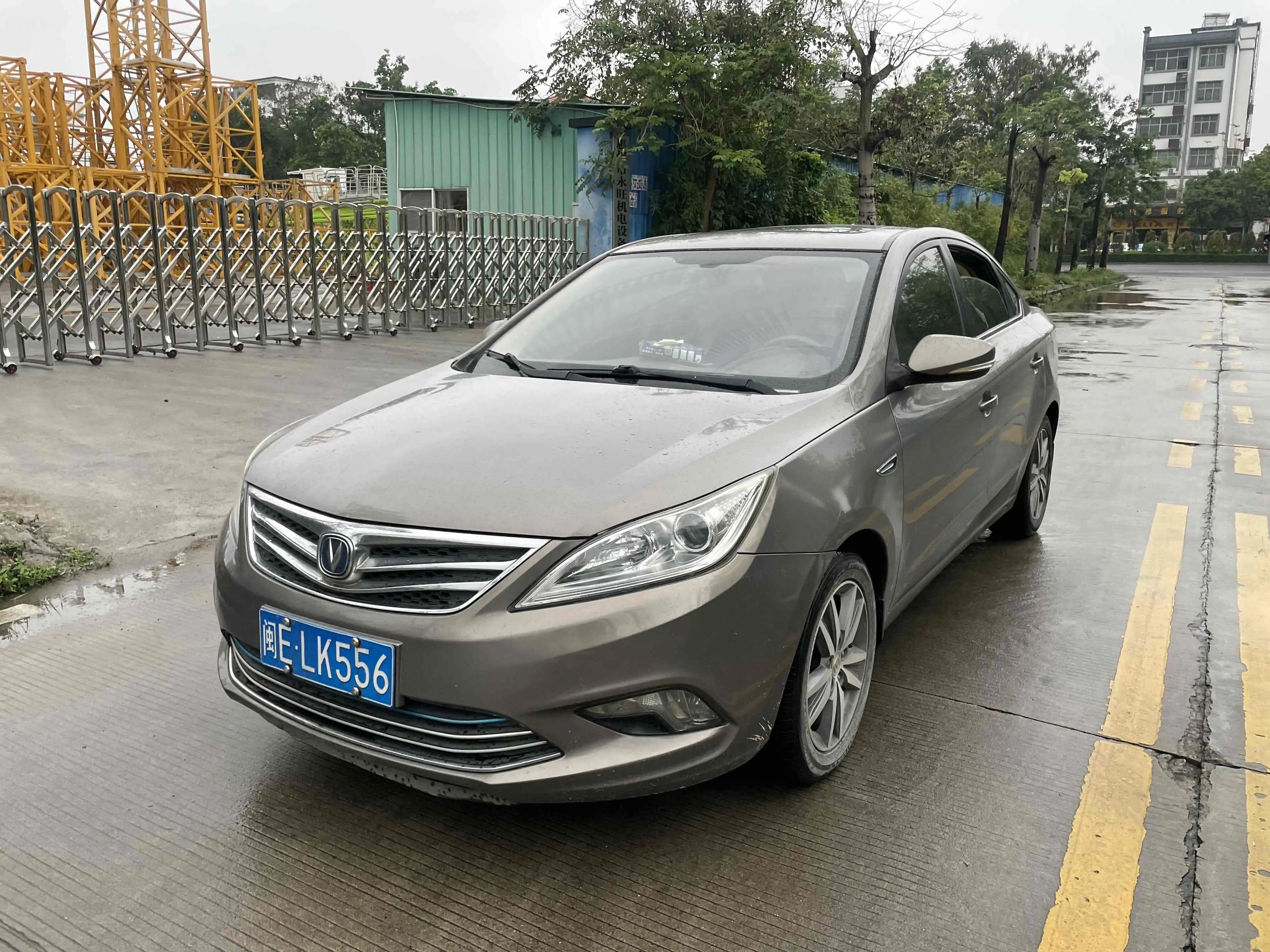 Changan Escape  из Китая