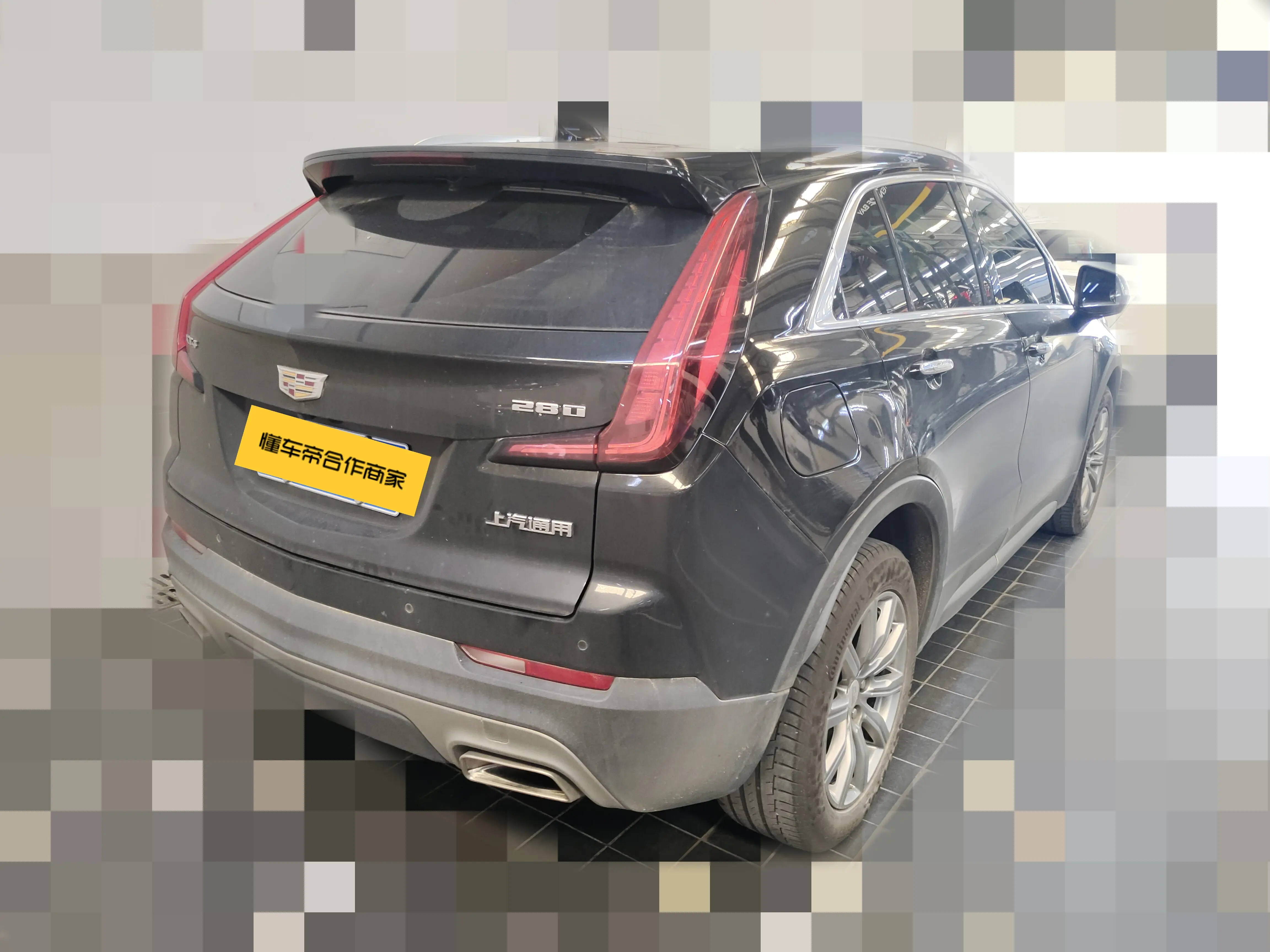 Cadillac XT4  из Китая