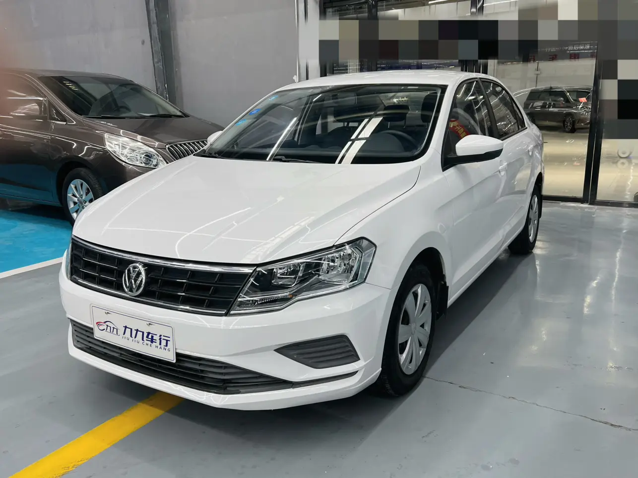 Volkswagen Jetta  из Китая