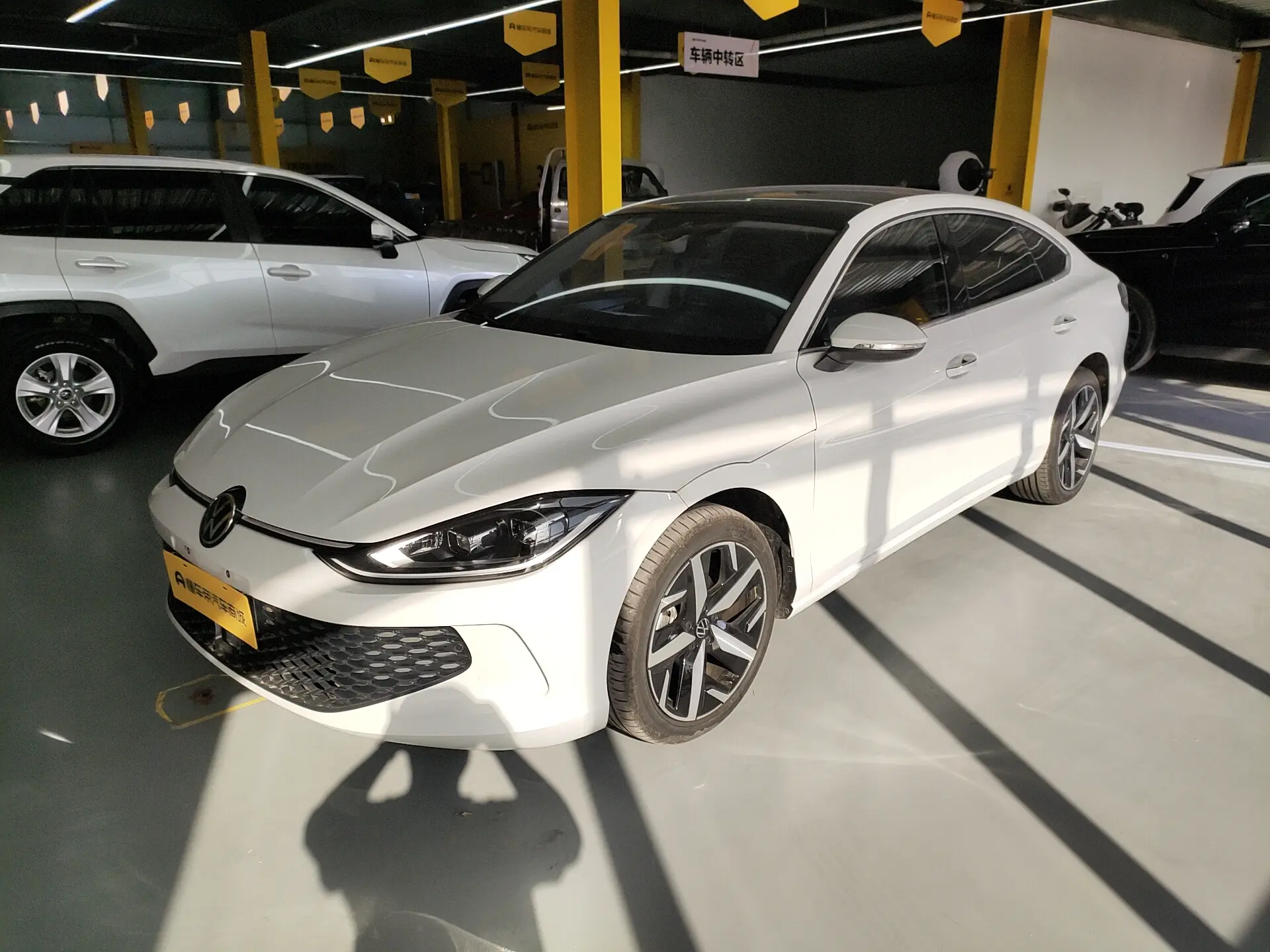 Volkswagen Lamando (Lingdu)  из Китая