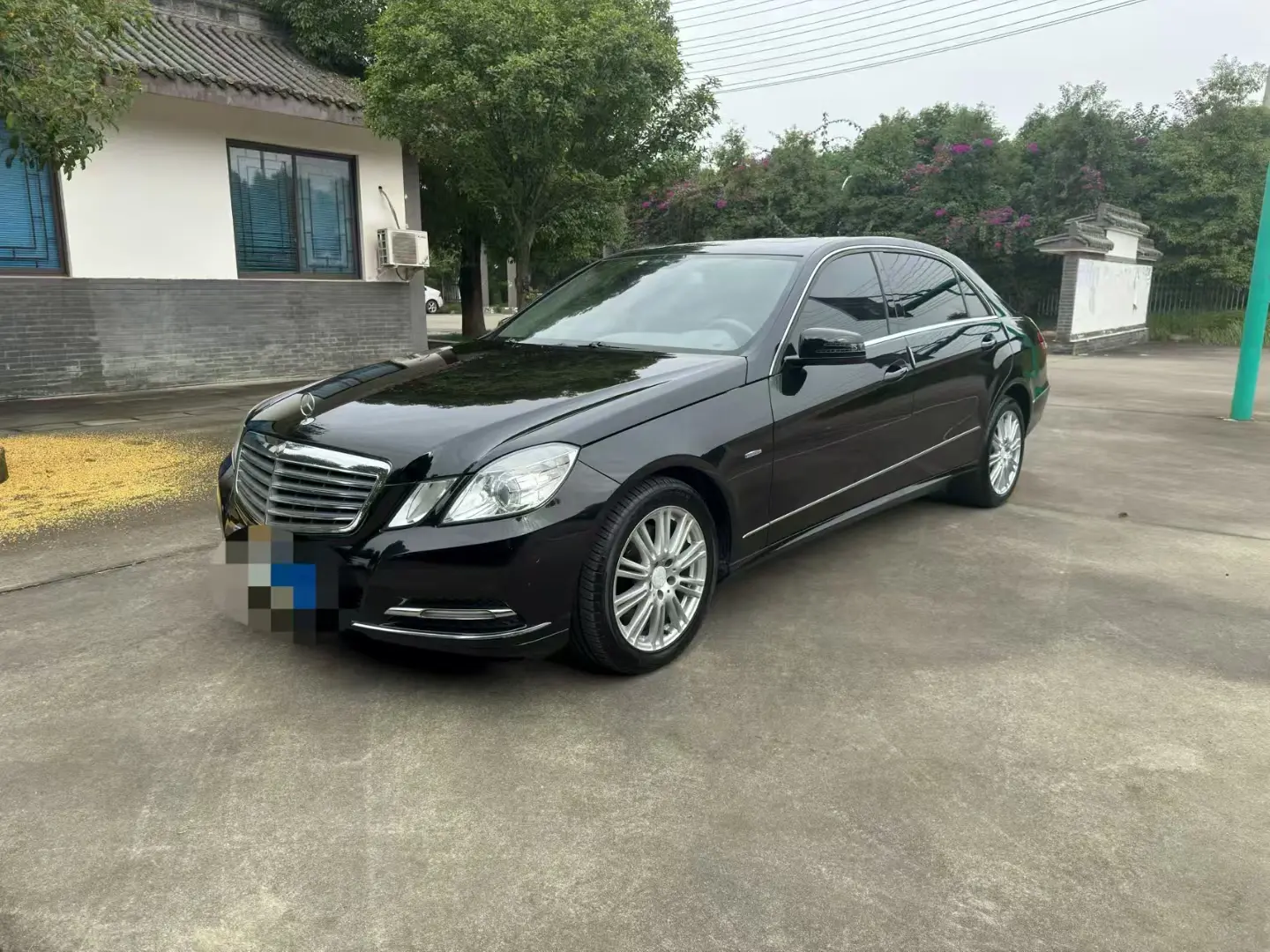 Mercedes-Benz E-Class  из Китая