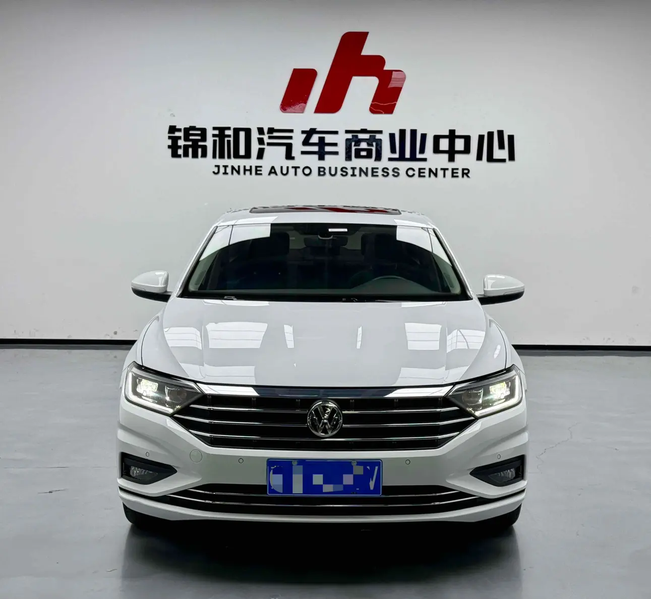 Volkswagen Sagitar  из Китая