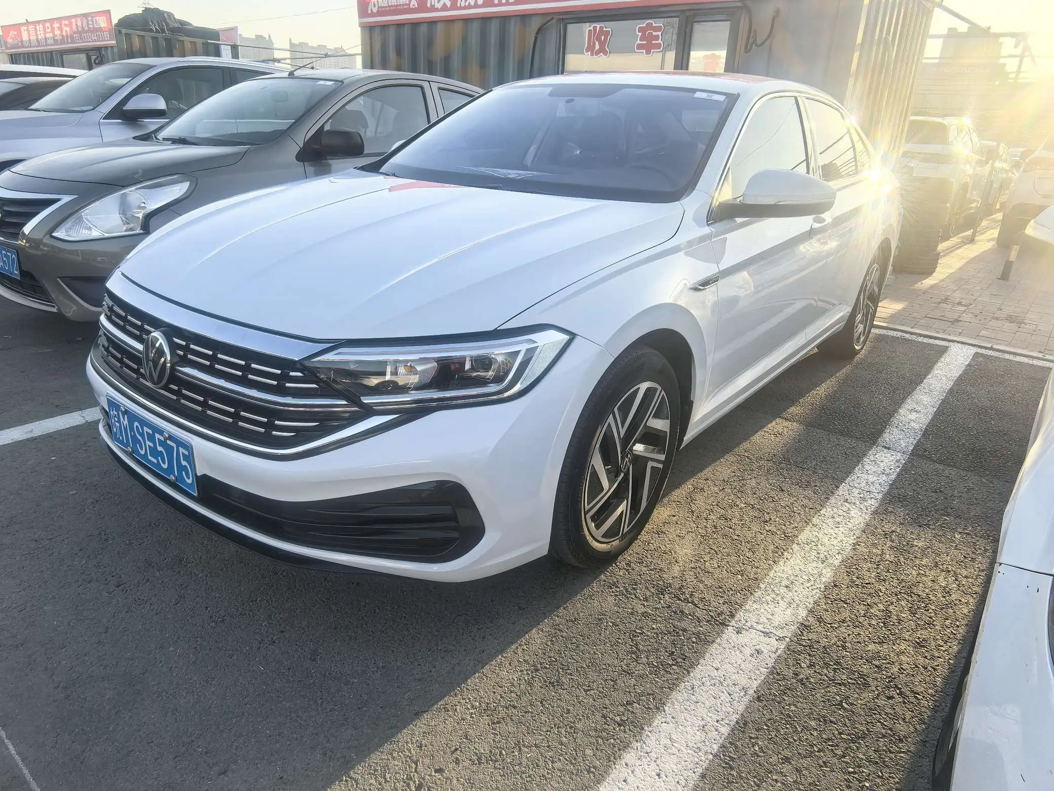 Volkswagen Sagitar  из Китая