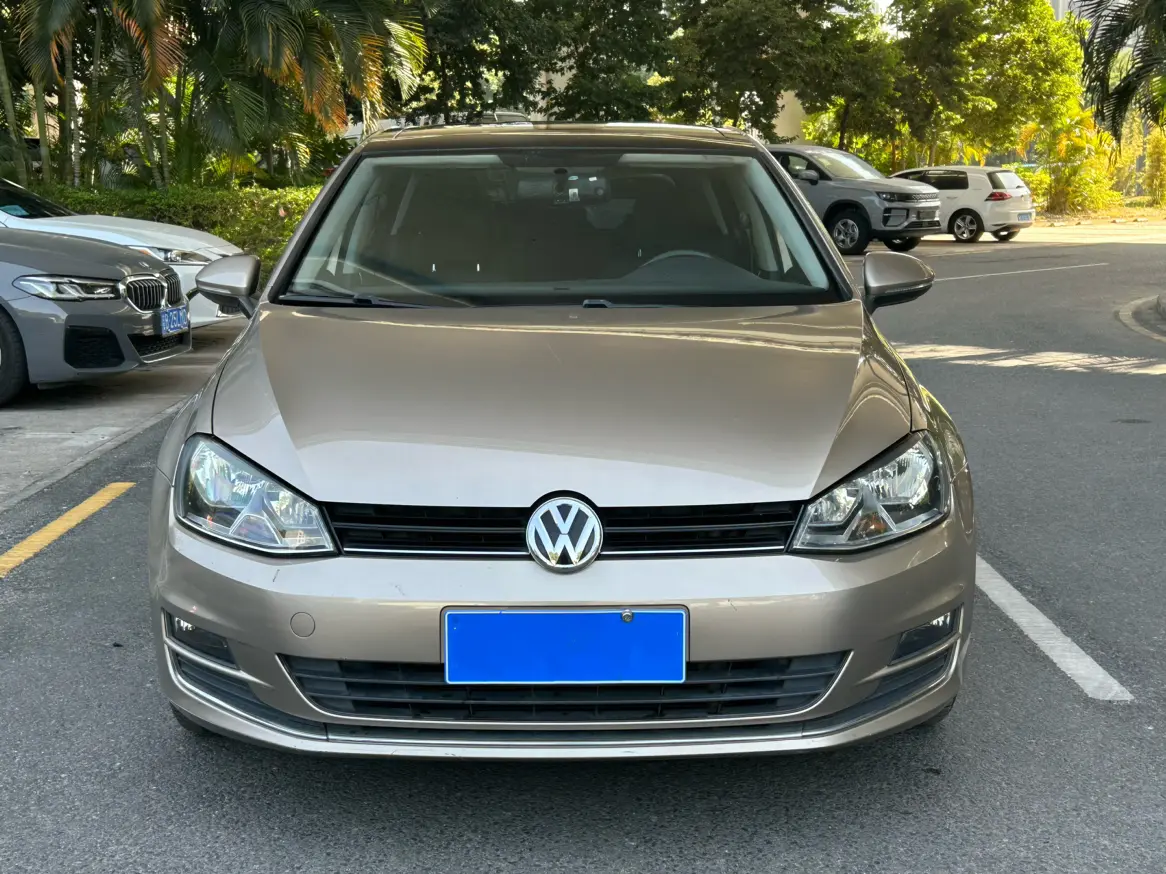 Volkswagen Golf  из Китая