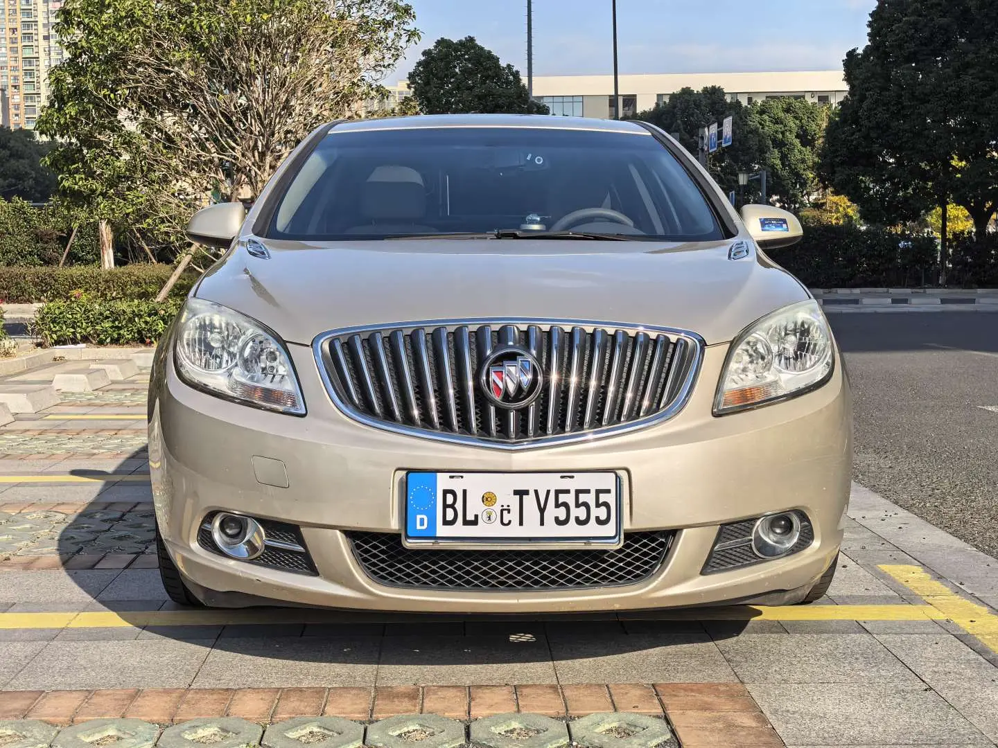 Buick Yinglang  из Китая