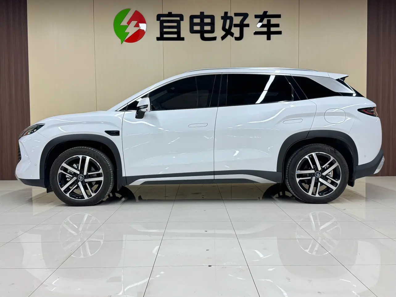 BYD Song L DM