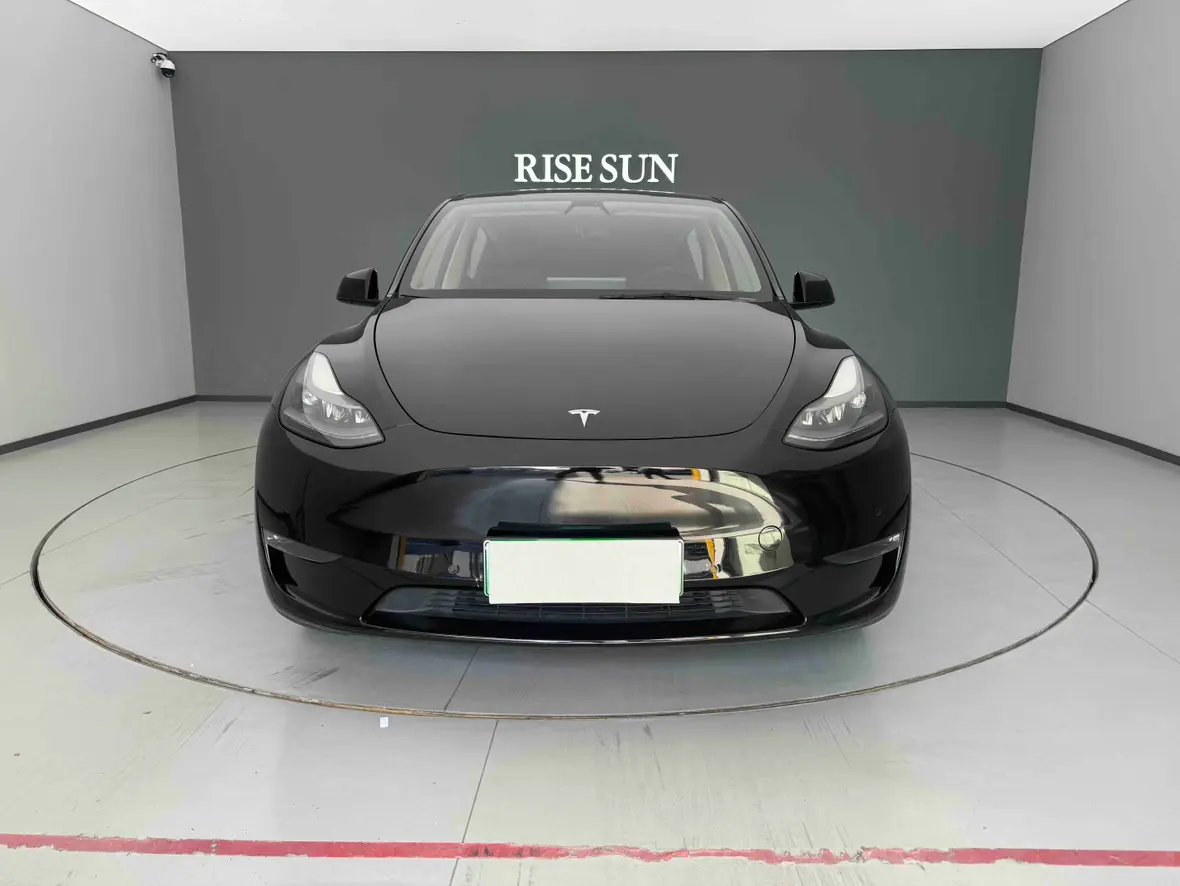 Tesla Model Y  из Китая