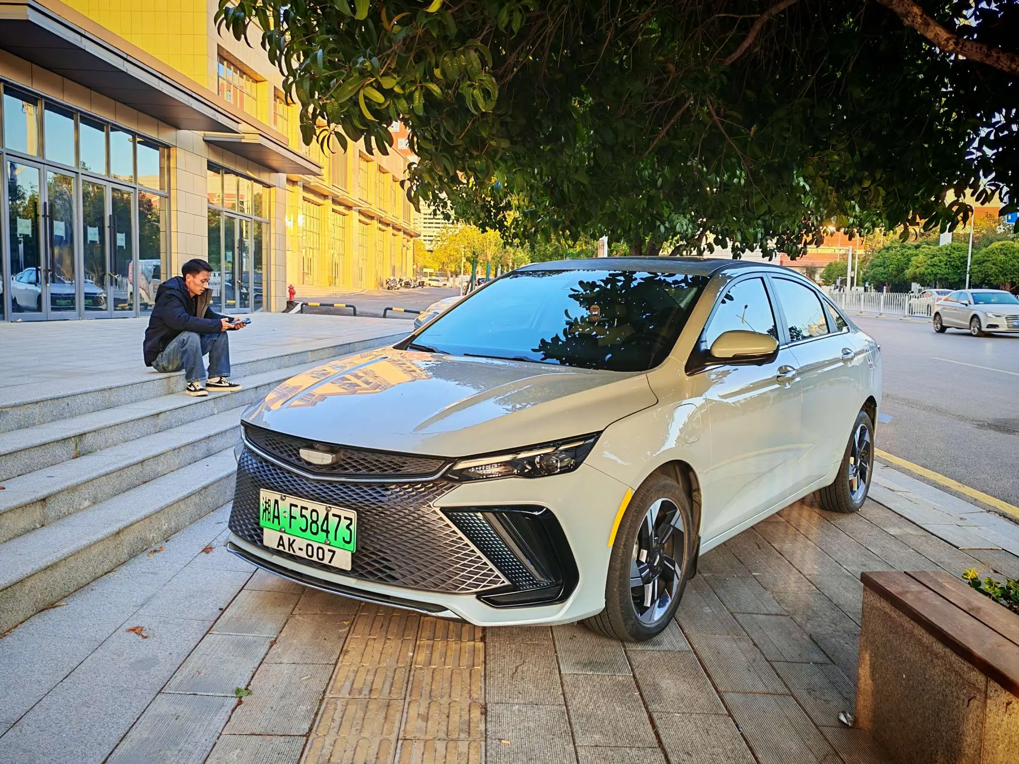 Geely Emgrand L HiP  из Китая