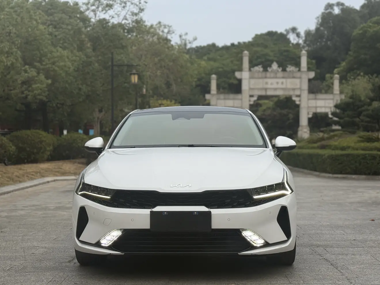 Kia K5  из Китая