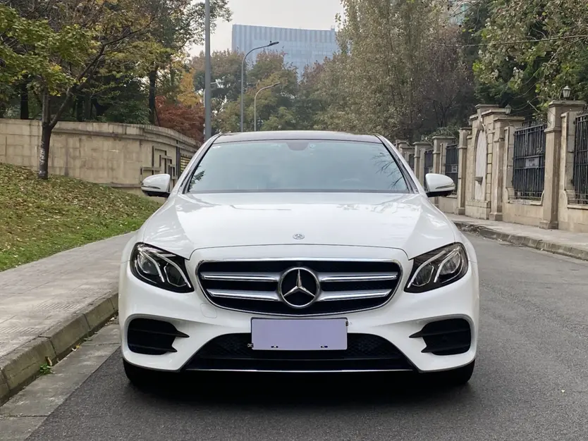 Mercedes-Benz E-Class  из Китая