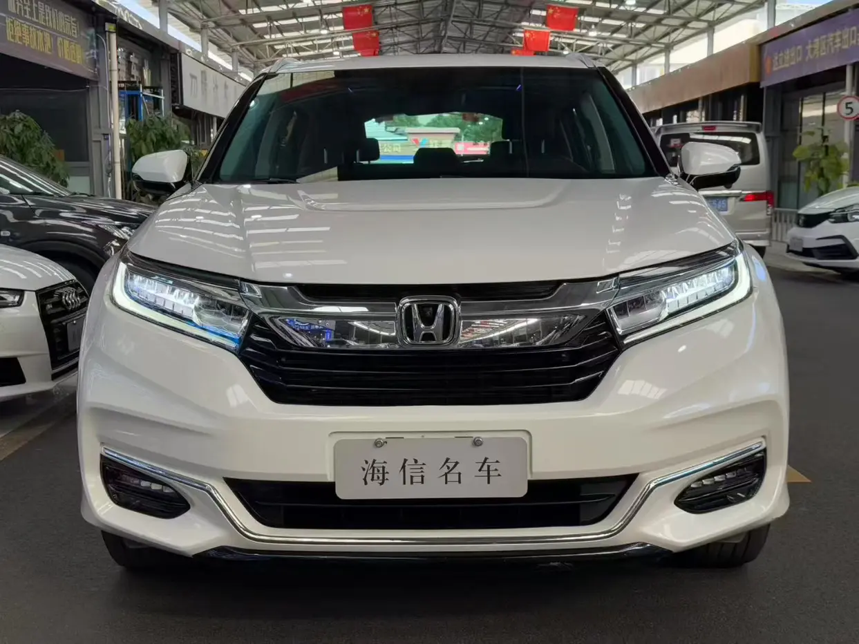 Honda Avancier (Crown Road)  из Китая