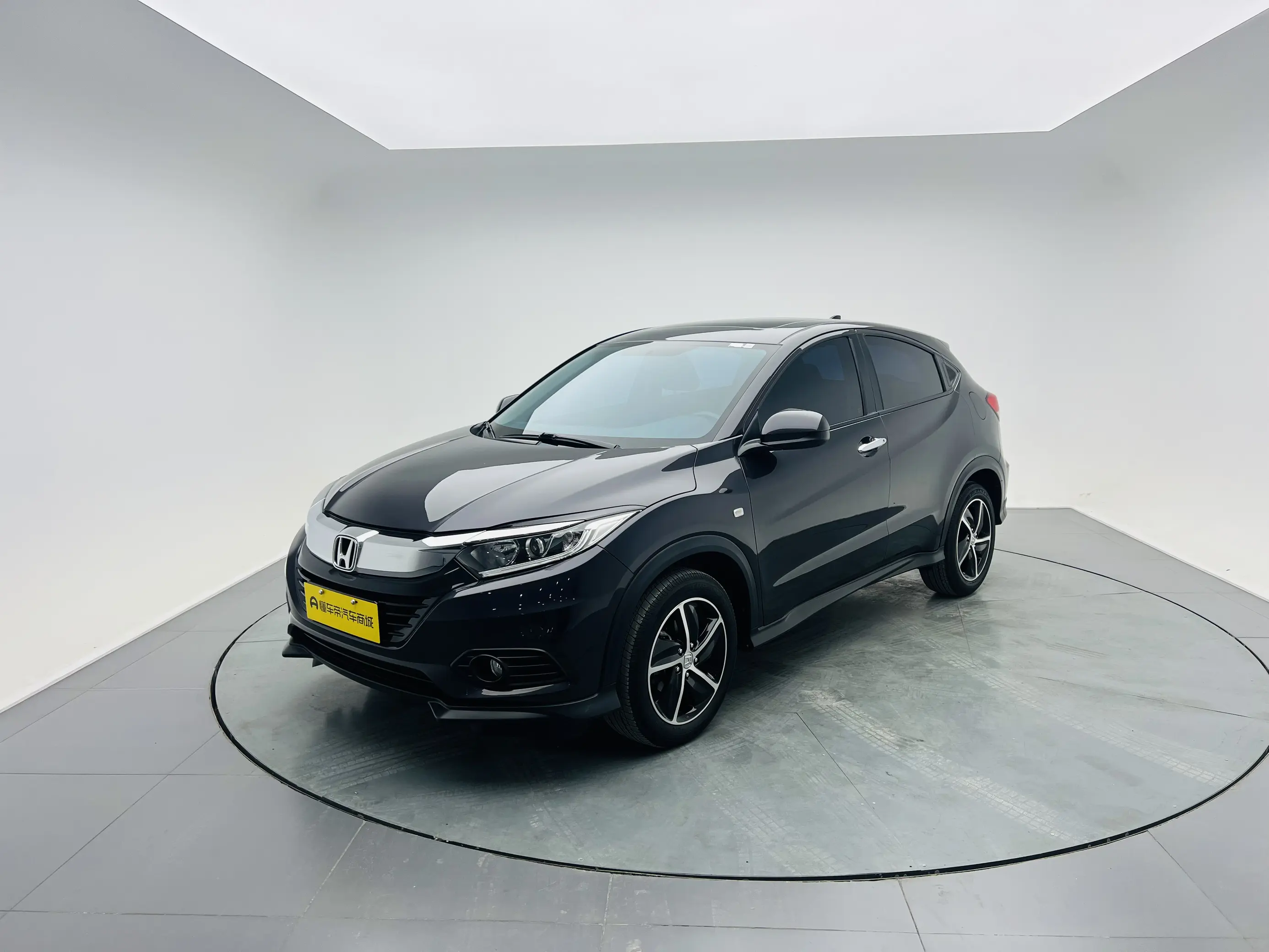 Honda Vezel (Binzhi)  из Китая
