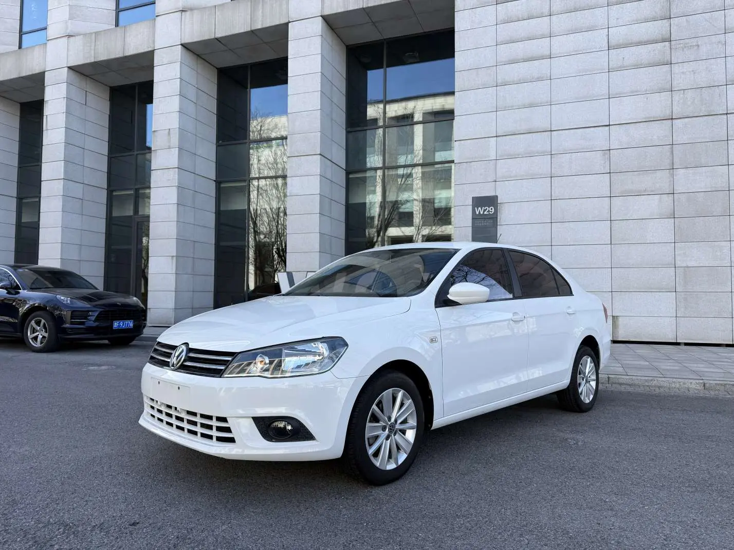 Volkswagen Jetta  из Китая