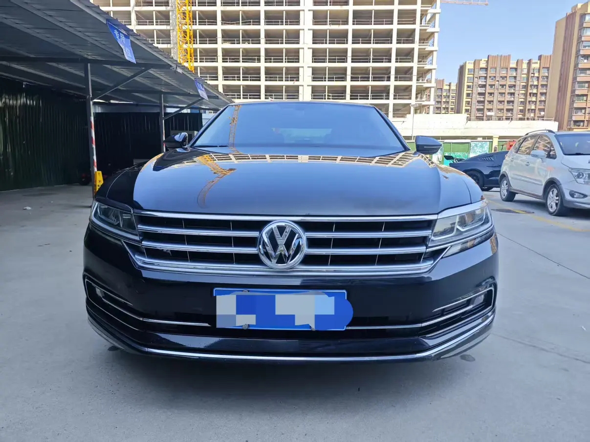 Volkswagen Hui Ang  из Китая
