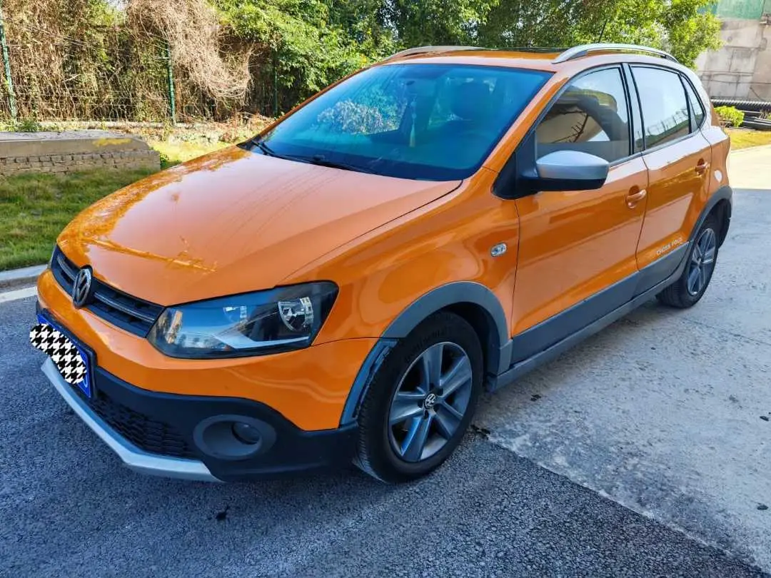 Volkswagen Polo  из Китая