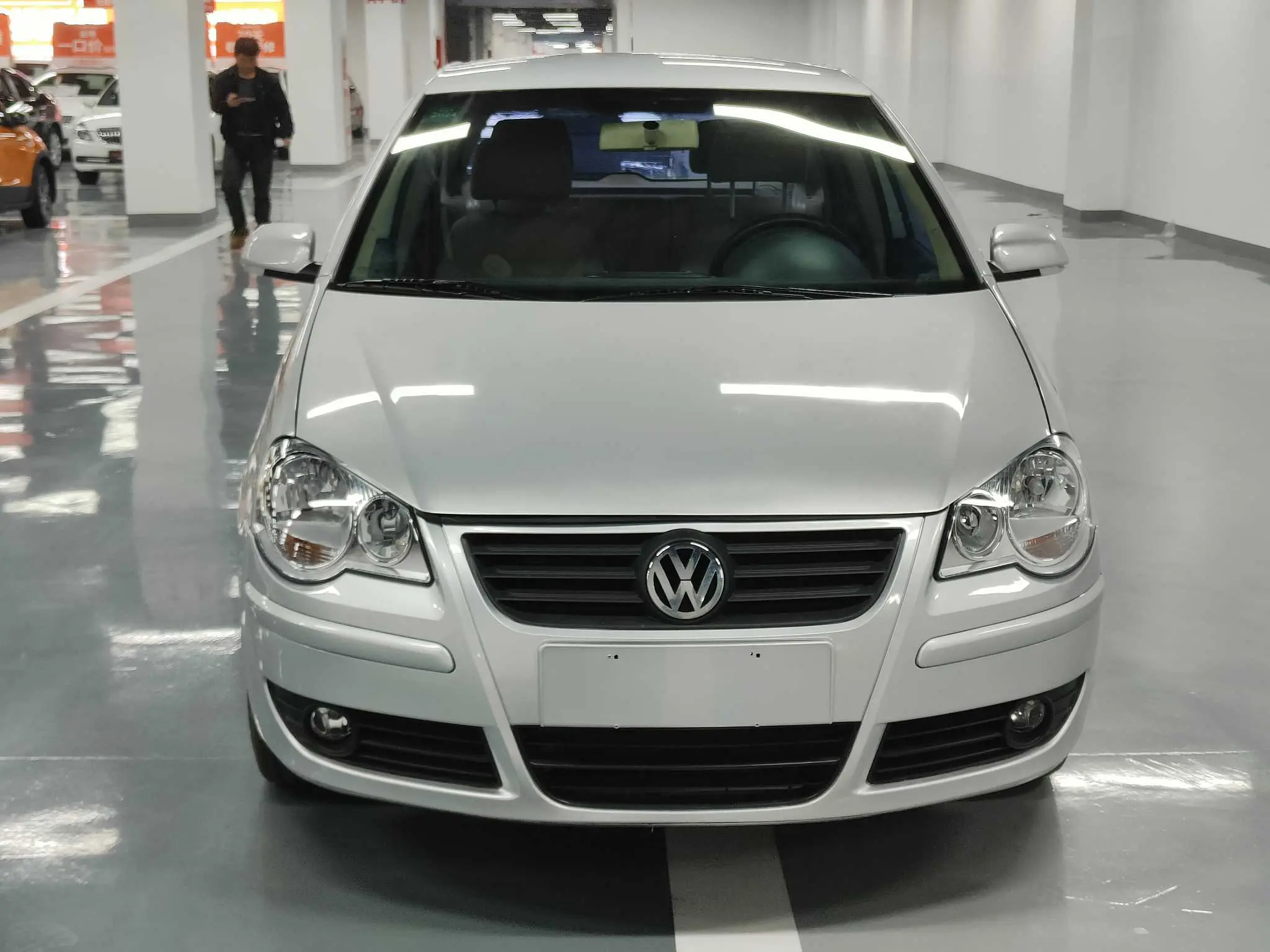 Volkswagen Polo  из Китая