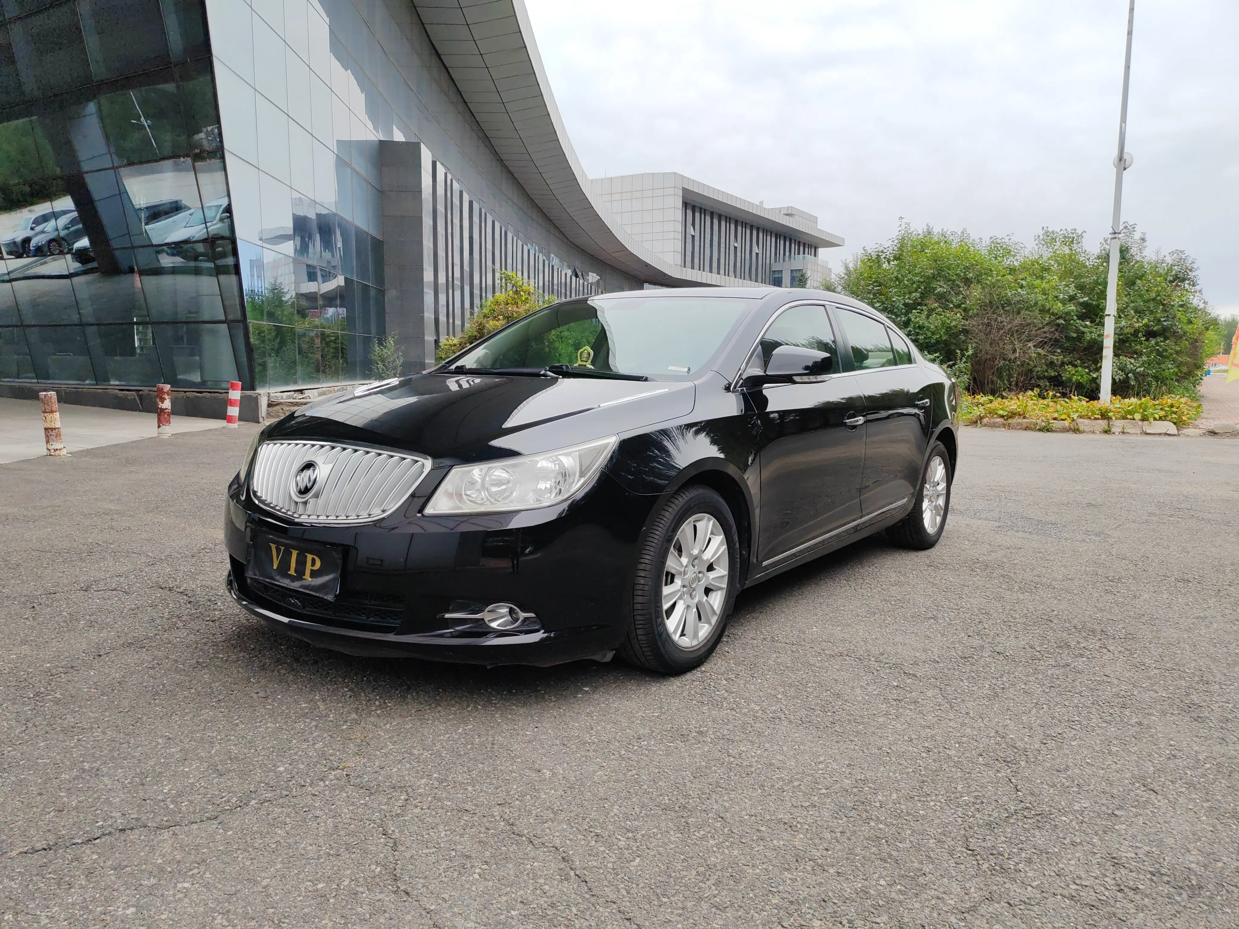 Buick LaCrosse  из Китая