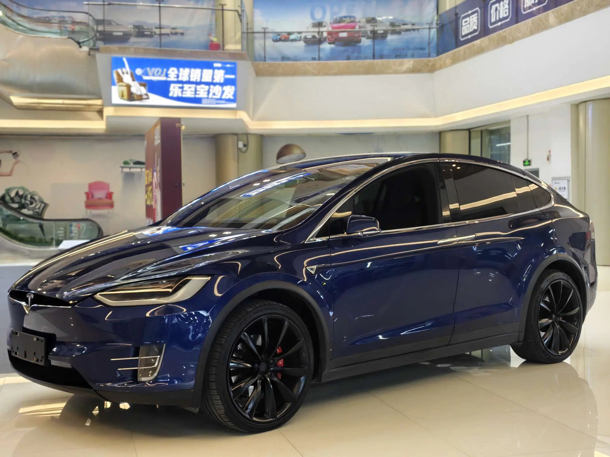 Tesla Model X  из Китая