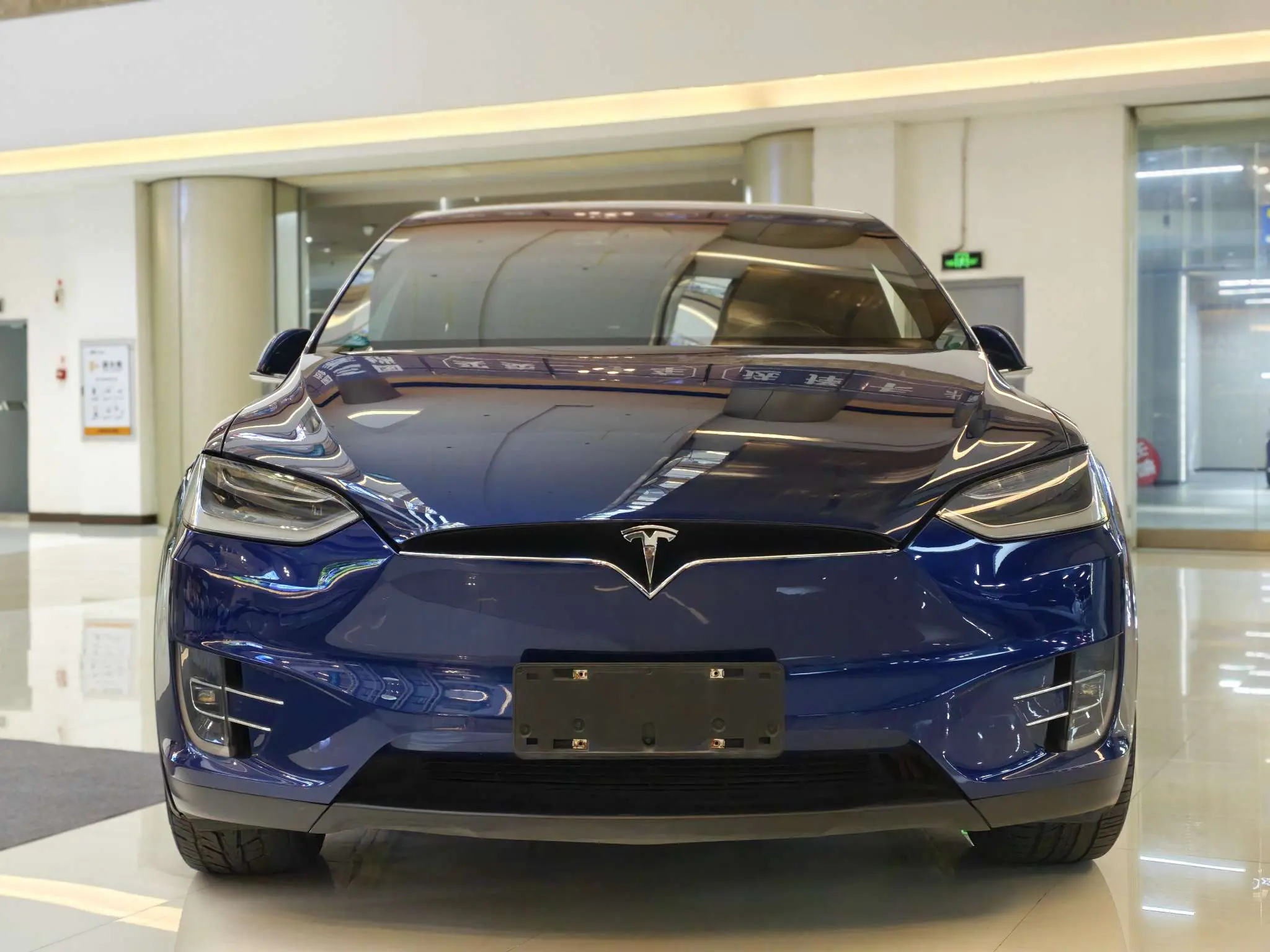 Tesla Model X  из Китая