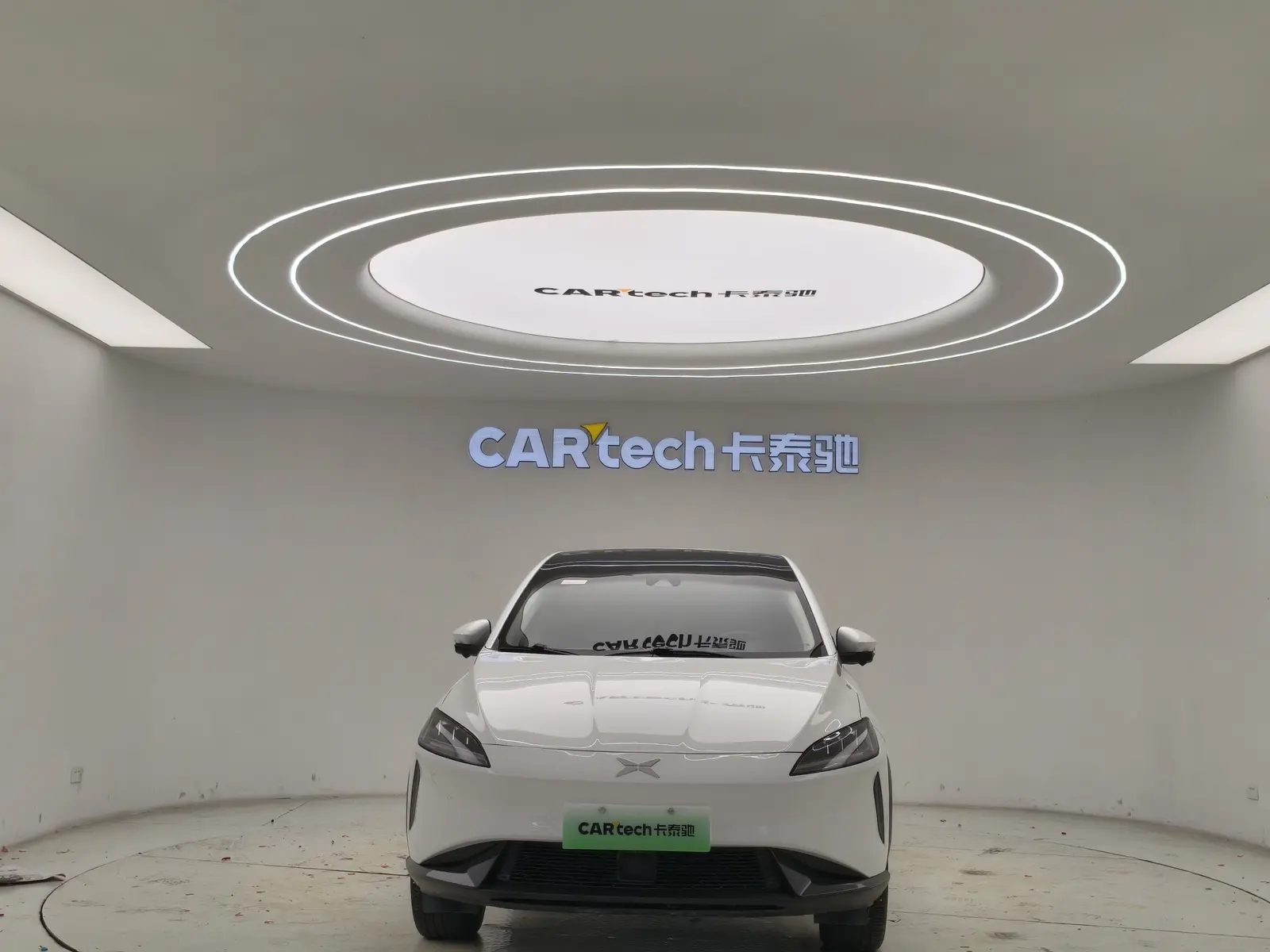 Xpeng G3  из Китая