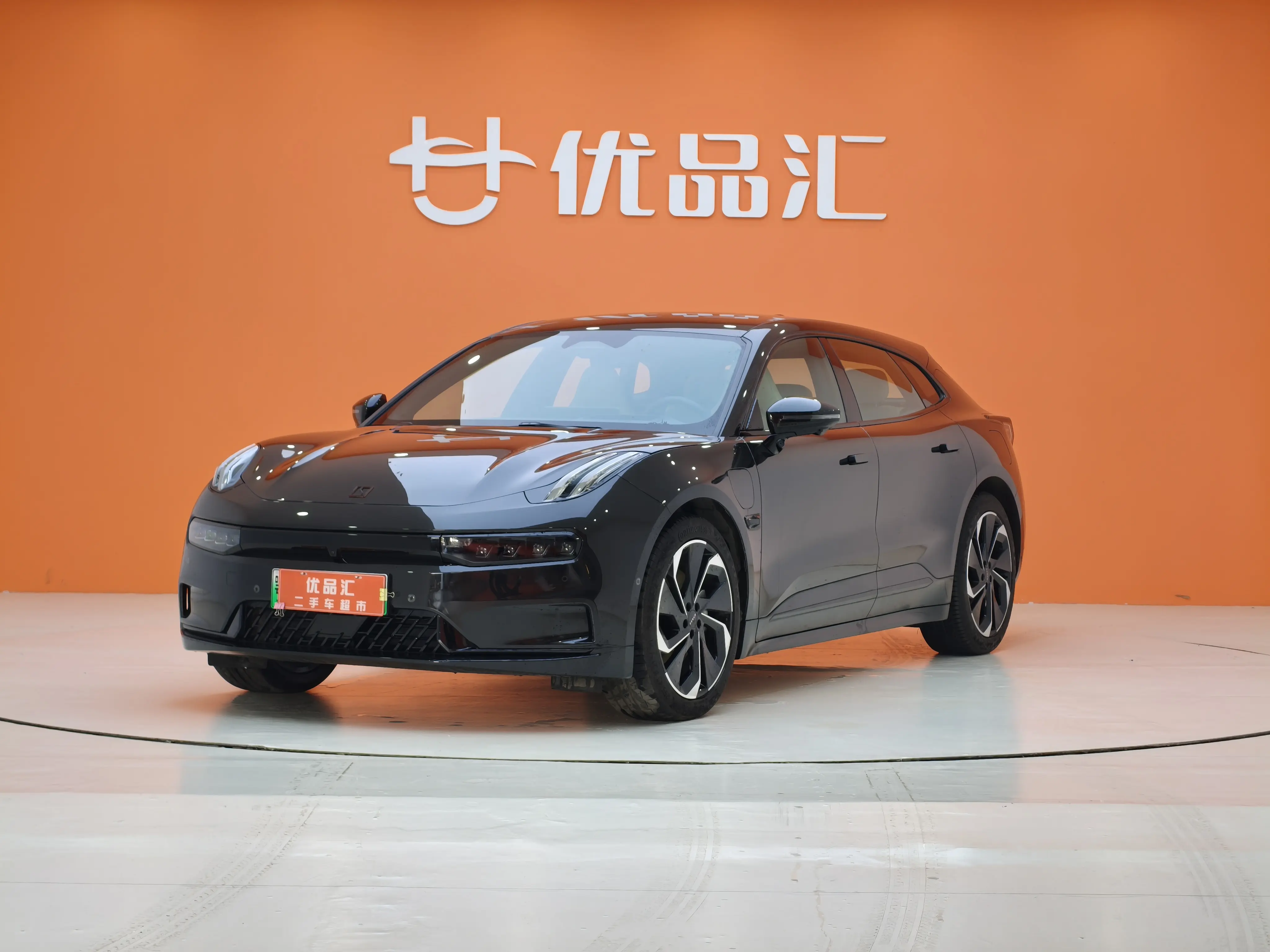 ZEEKR 001  из Китая