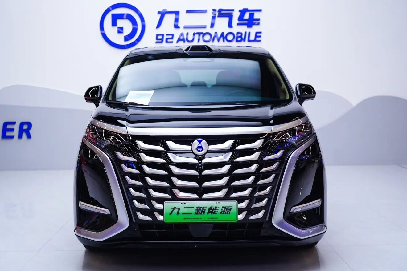 Denza D9 DM  из Китая