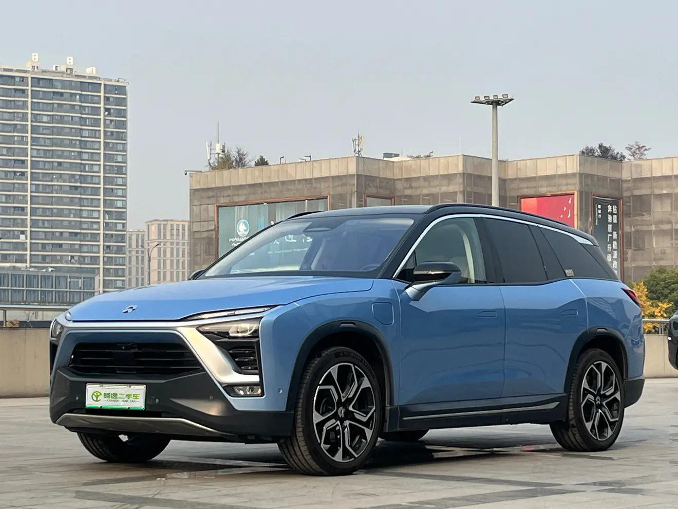 NIO ES8  из Китая