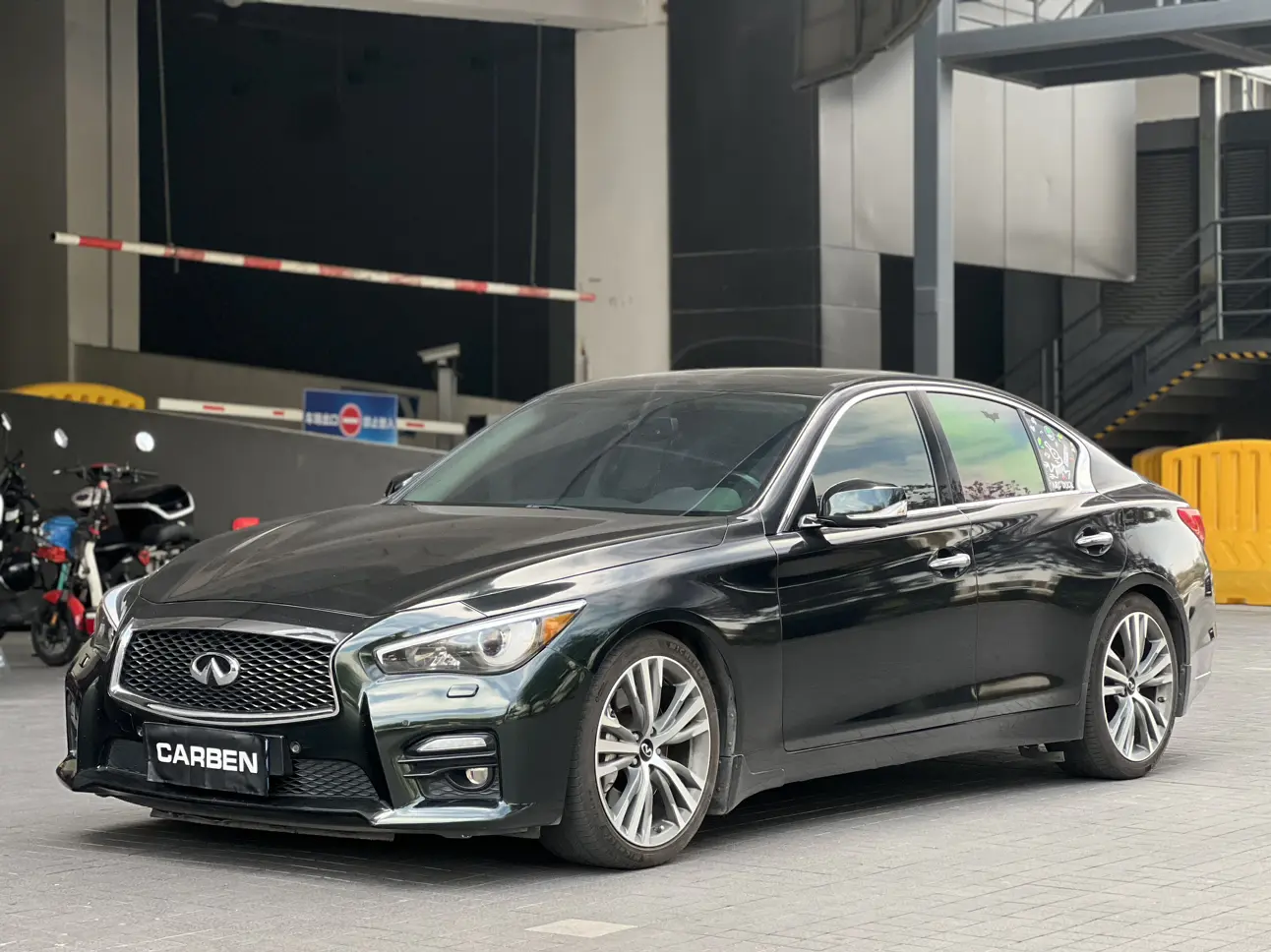 Infiniti Q50  из Китая