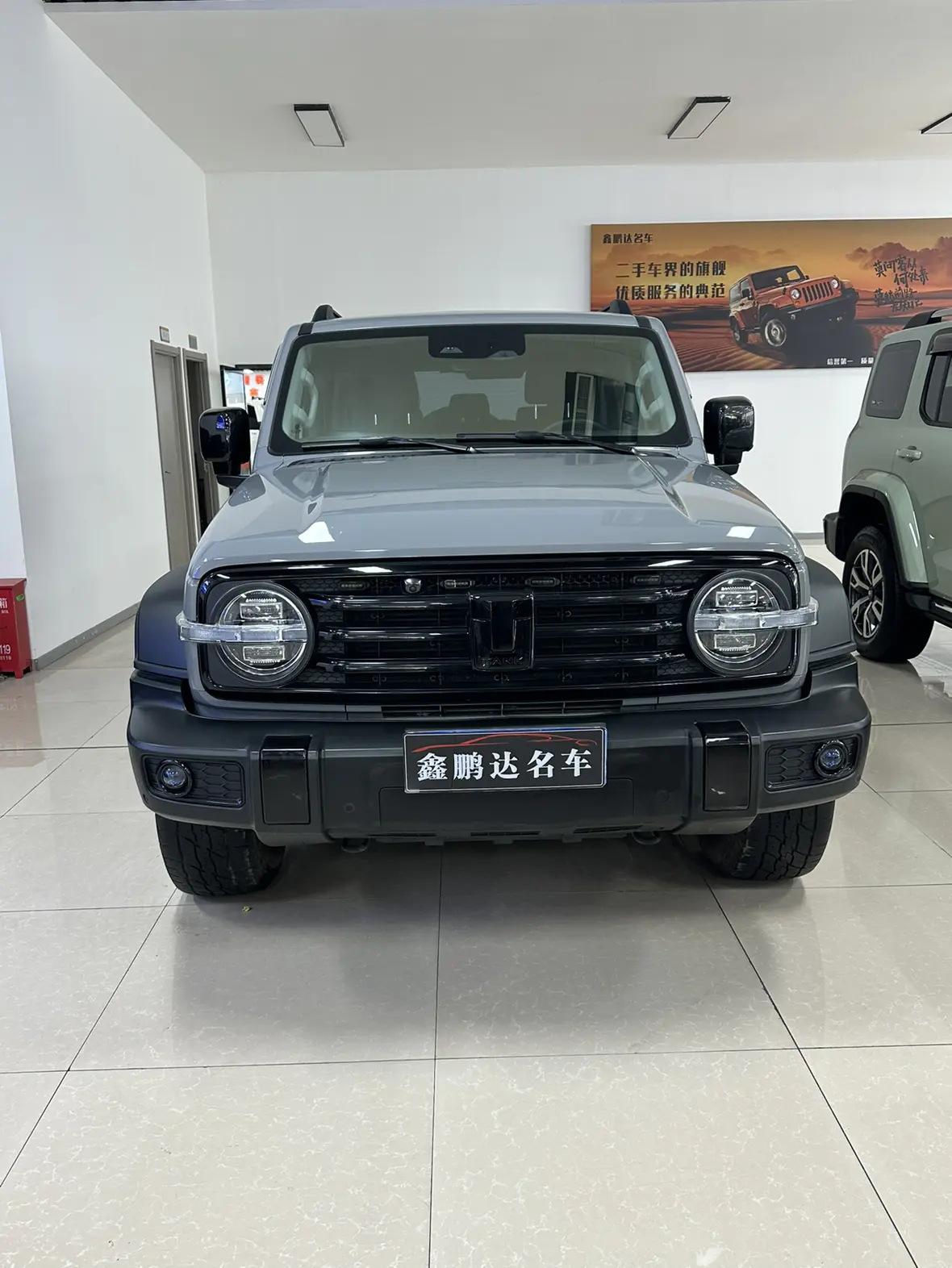 Tank 300  из Китая