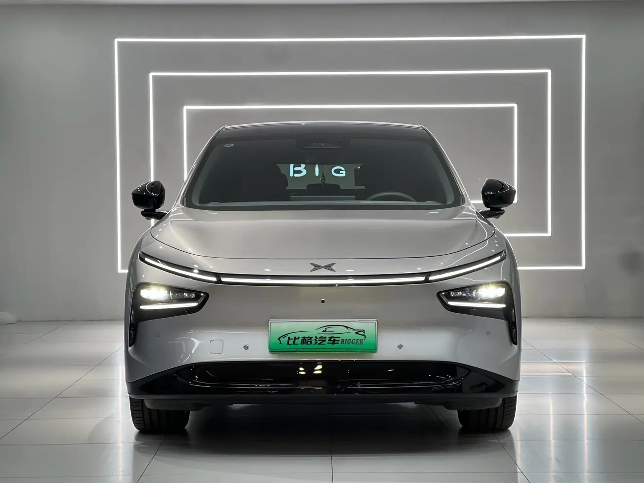 Xpeng G7  из Китая