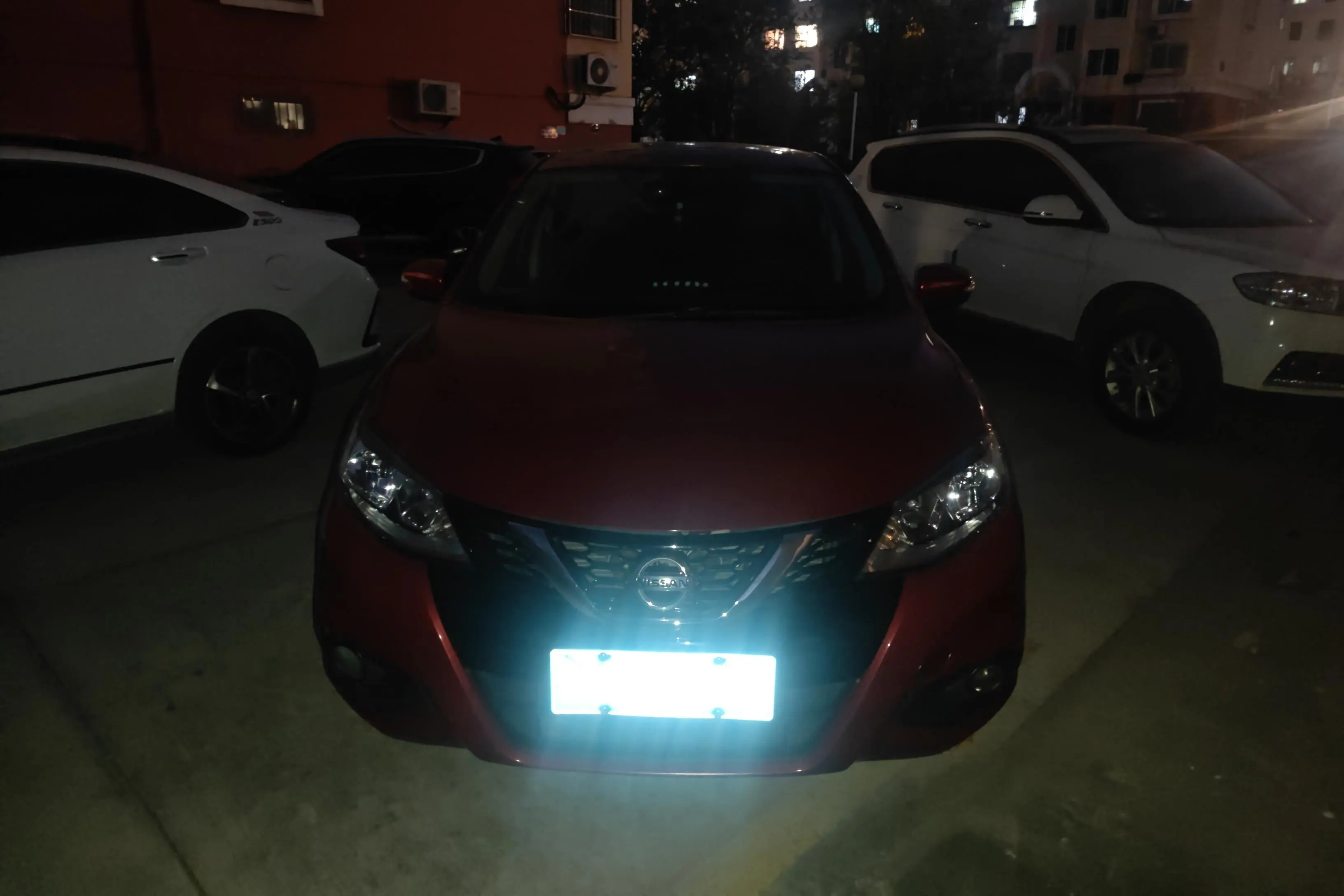 Nissan Tiida  из Китая