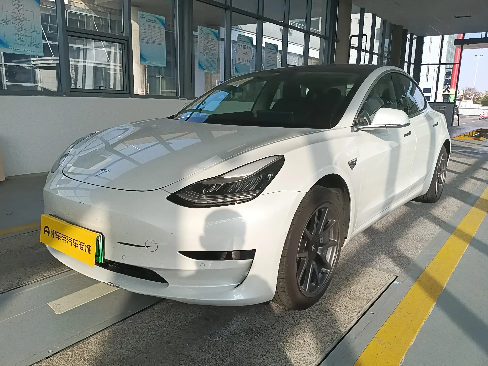Tesla Model 3 (imported)  из Китая