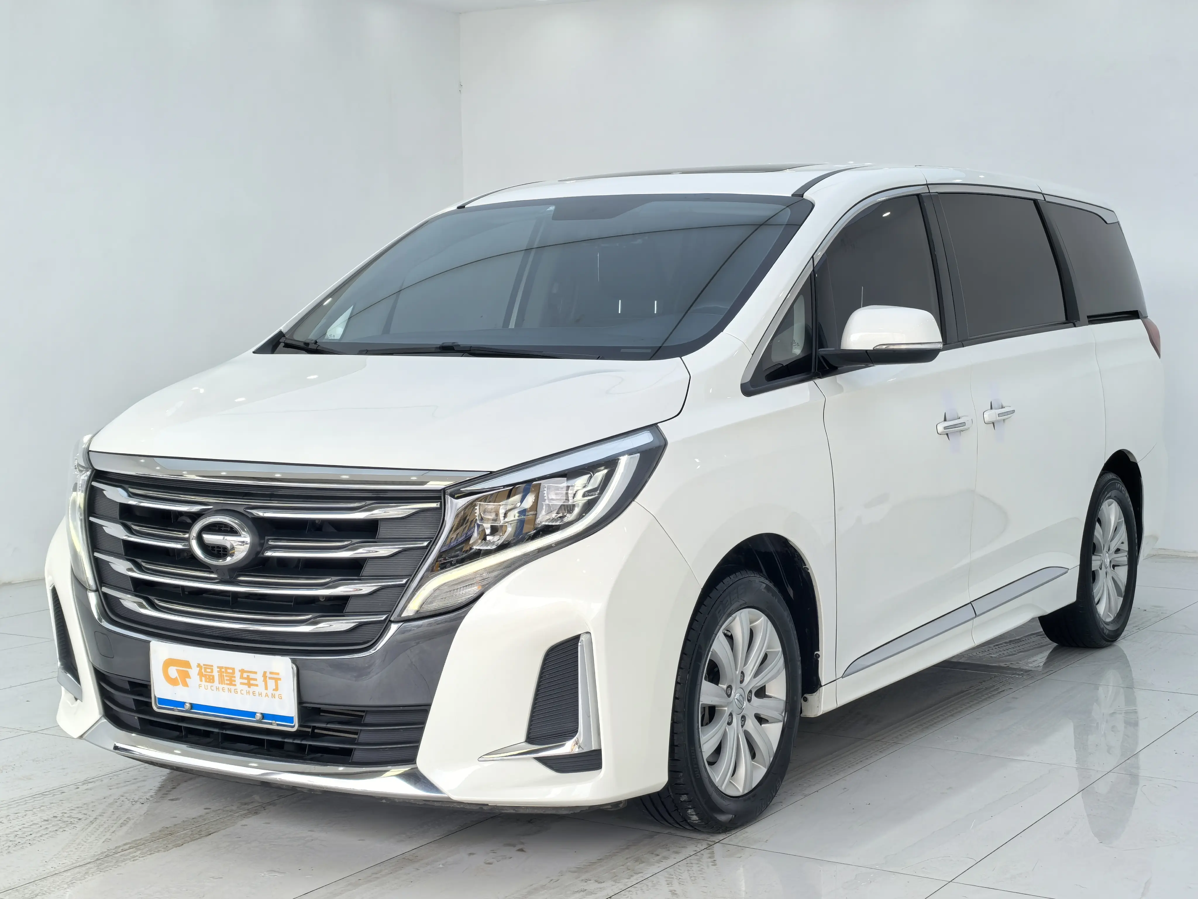 GAC Trumpchi M8  из Китая