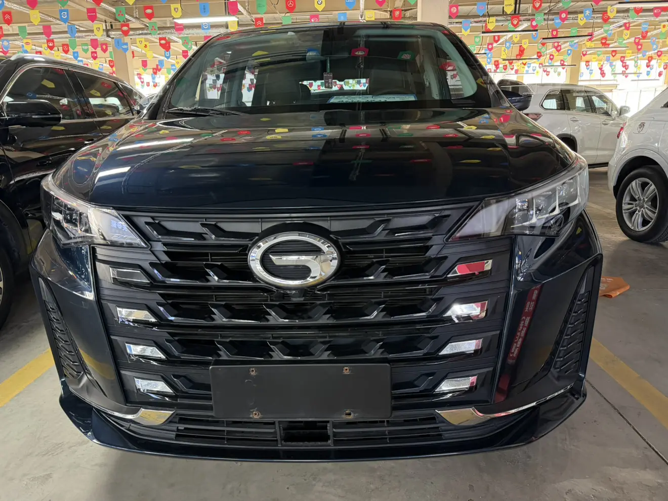 GAC Trumpchi M6  из Китая