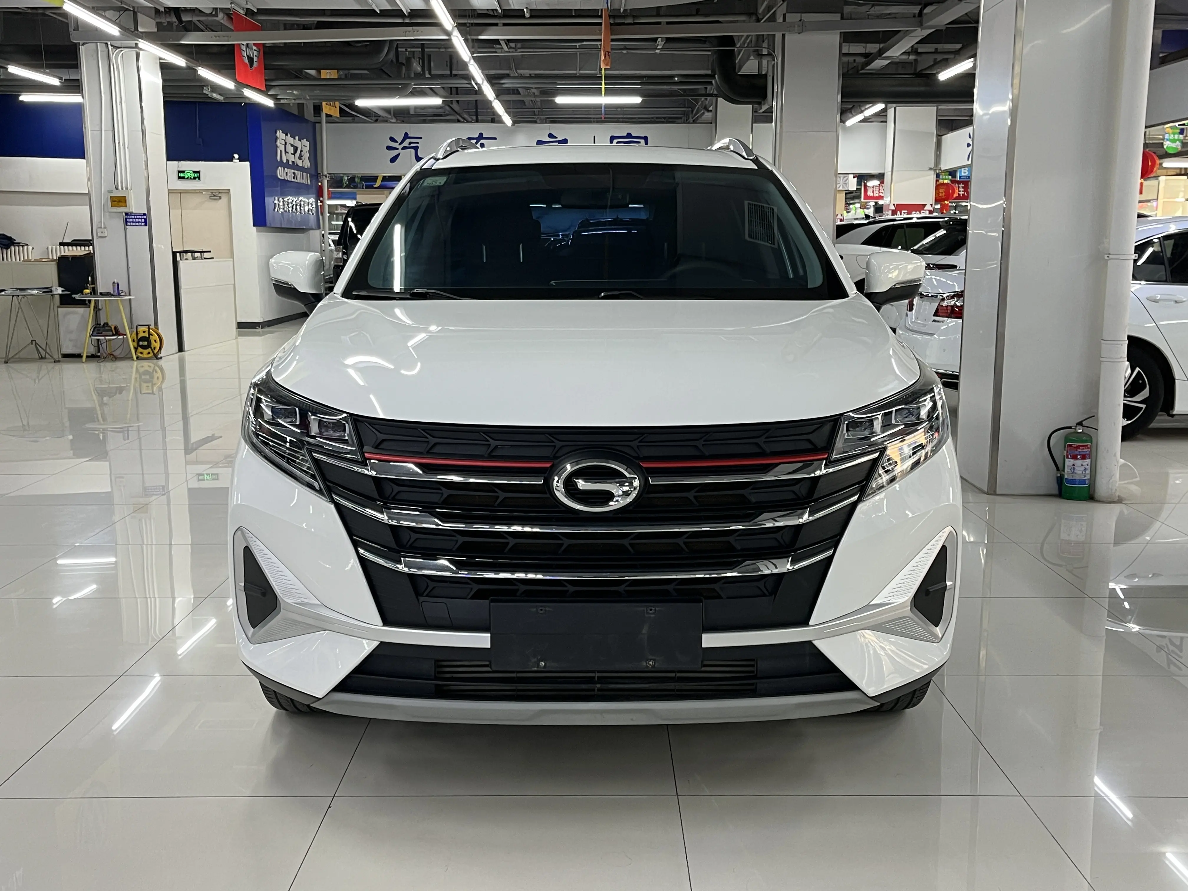 GAC Trumpchi GS3  из Китая