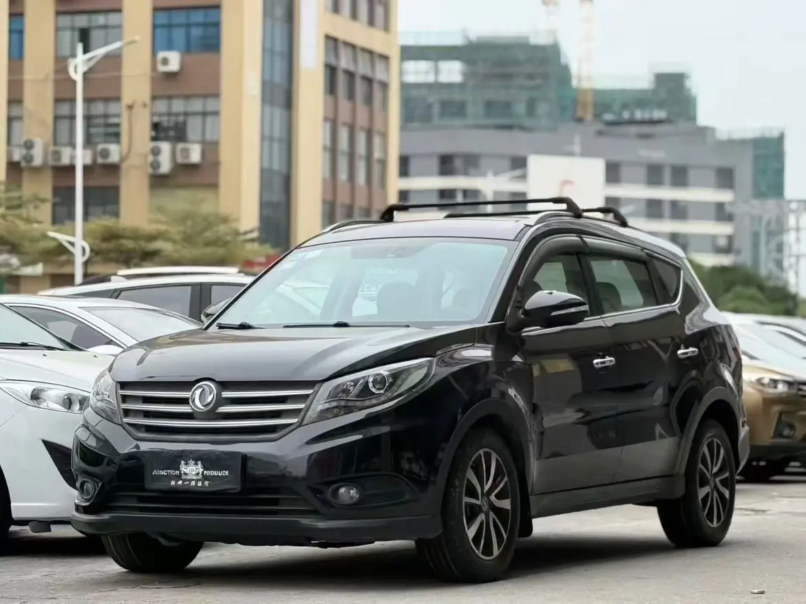 Dongfeng Fengon 580  из Китая