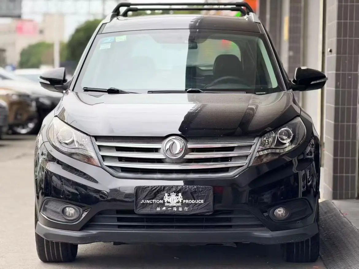 Dongfeng Fengon 580  из Китая