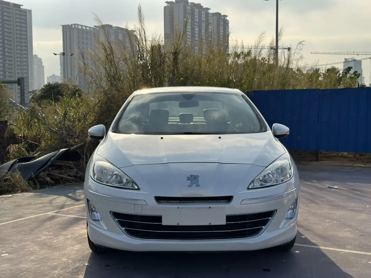 Peugeot 408  из Китая