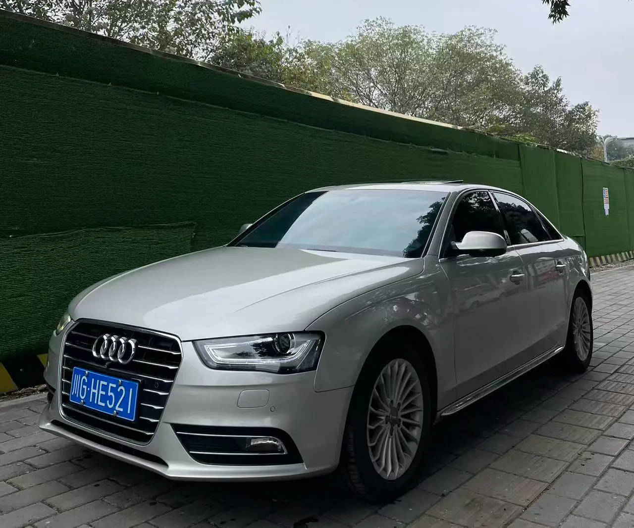 Audi A4L  из Китая