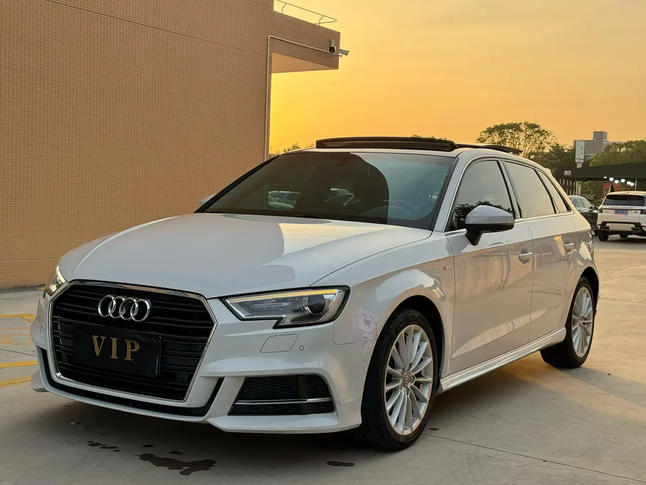 Audi A3  из Китая