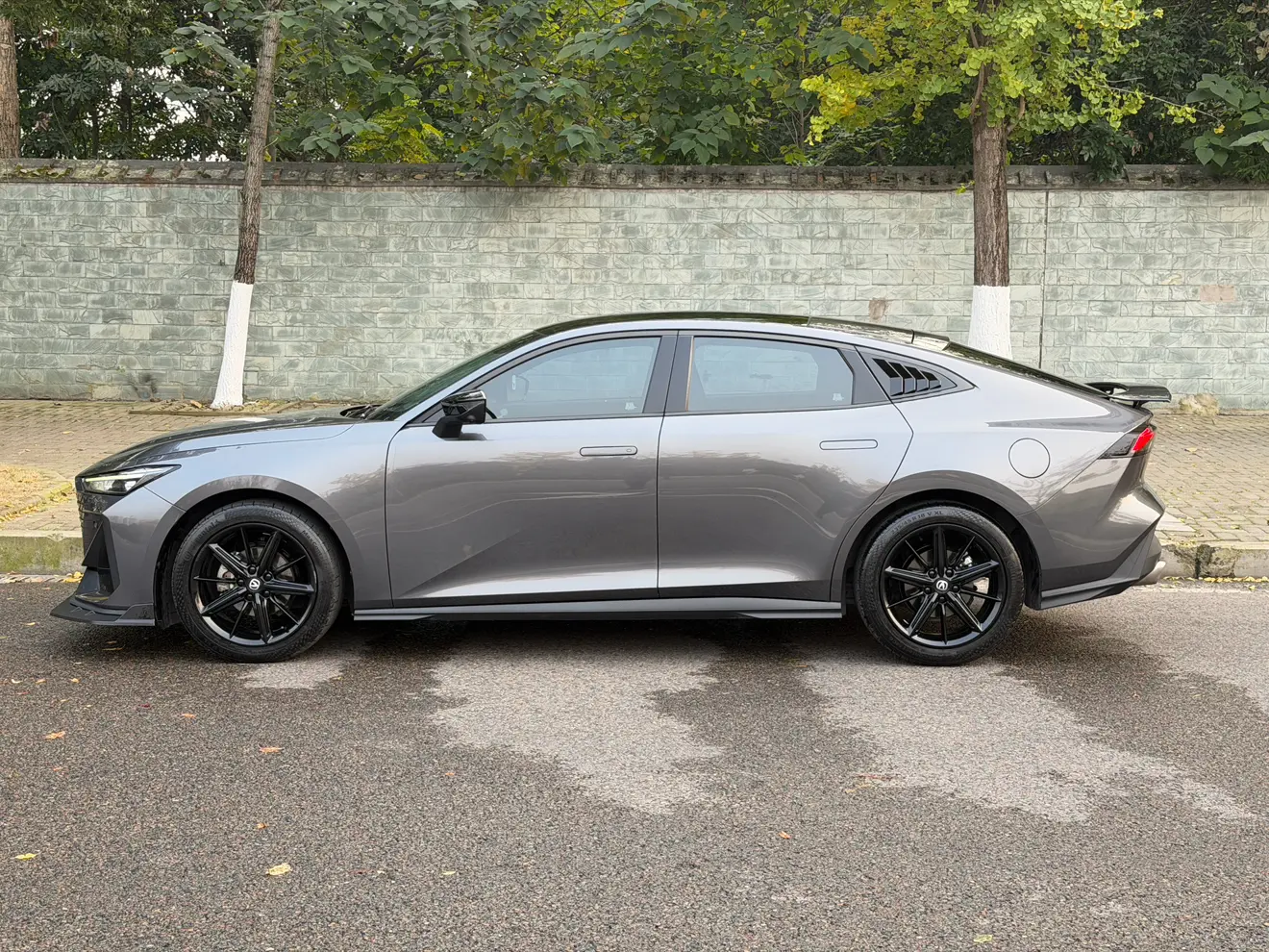 Changan UNI-V  из Китая