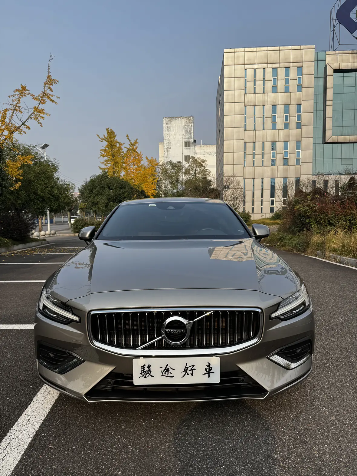 Volvo S60  из Китая