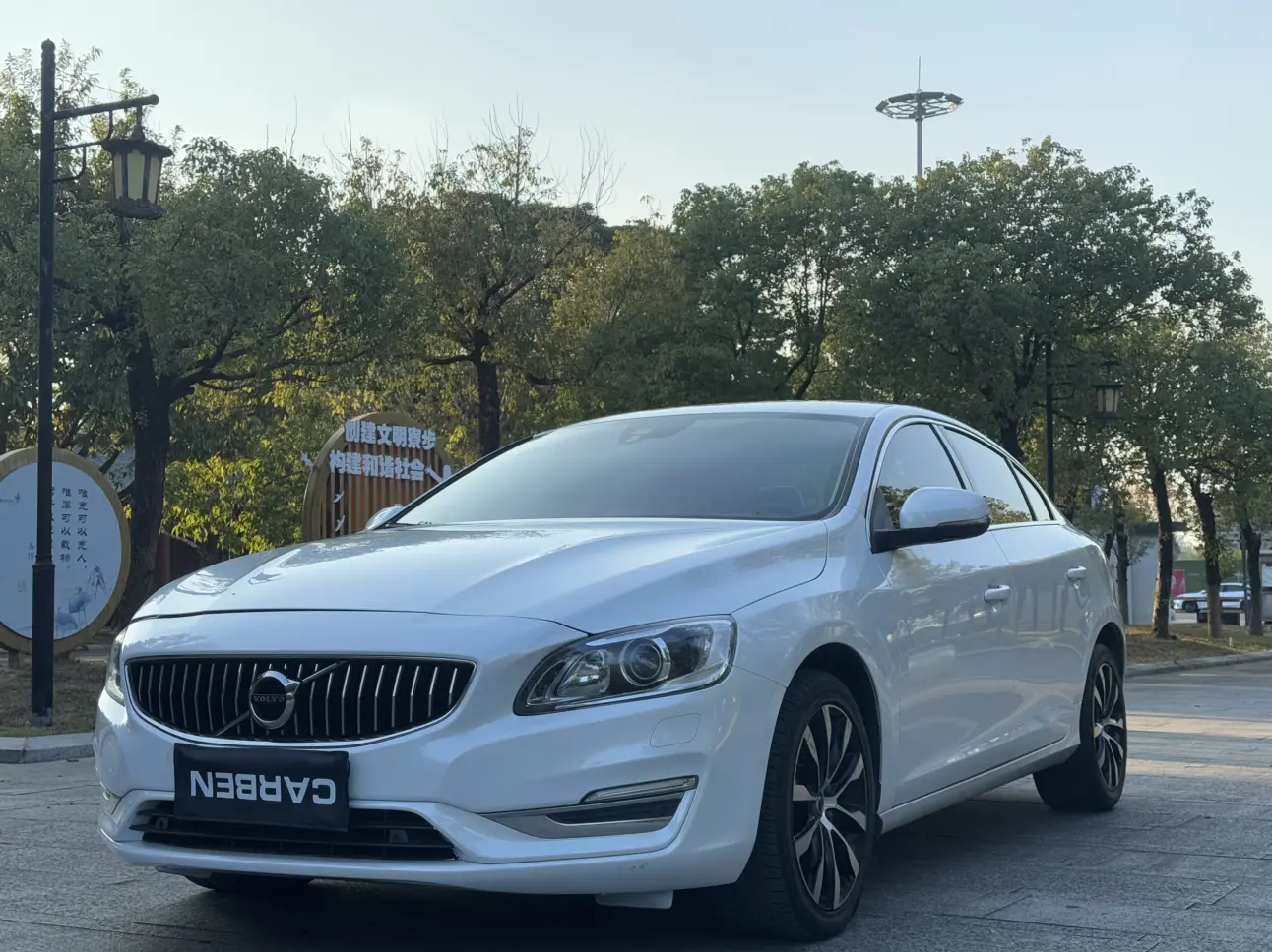 Volvo S60  из Китая