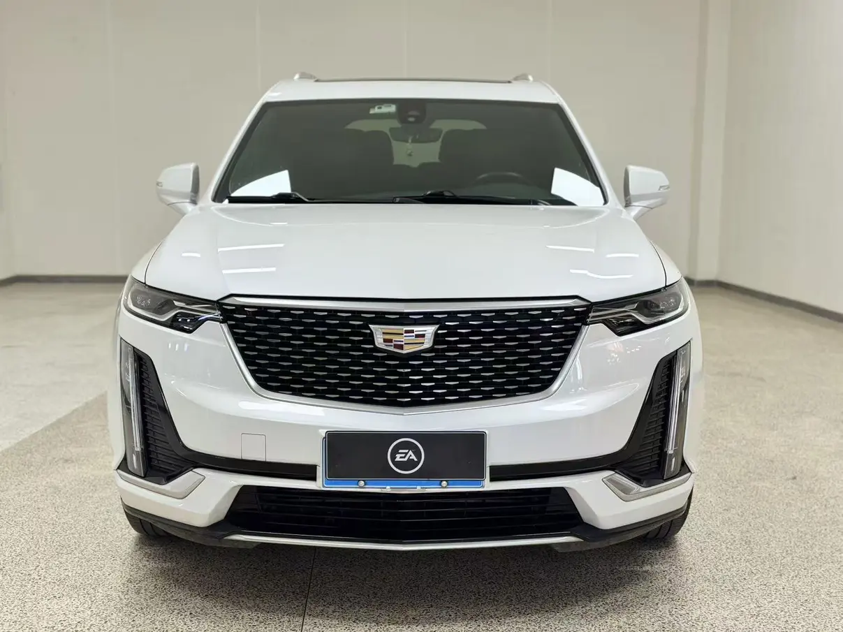 Cadillac XT6  из Китая