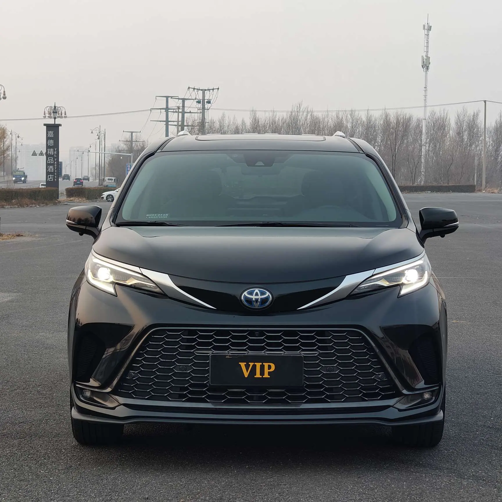 Toyota Granvia  из Китая