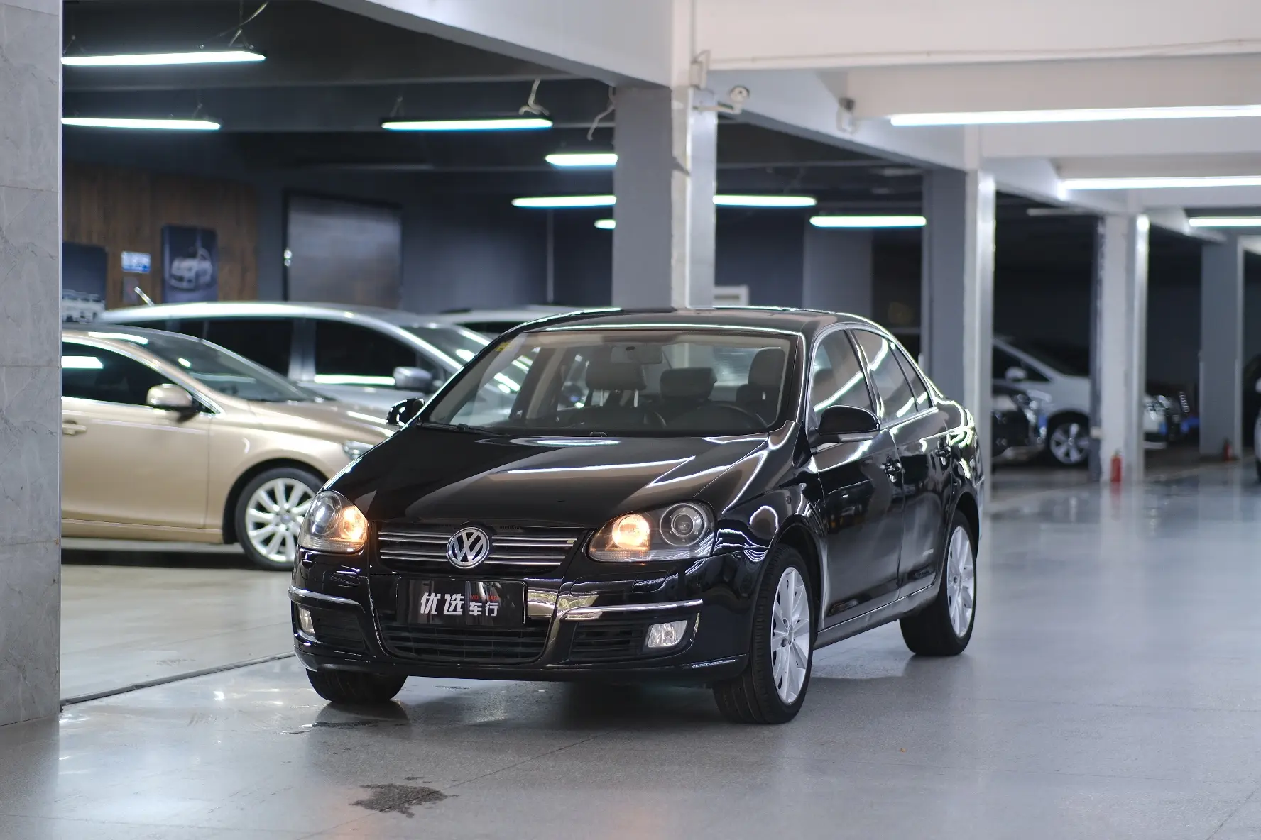 Volkswagen Sagitar  из Китая