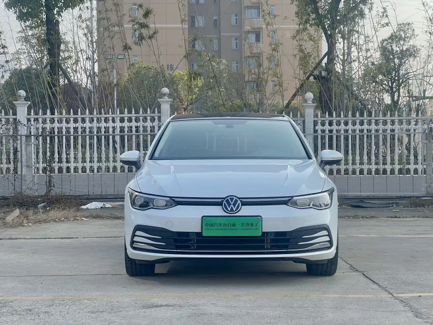 Volkswagen Golf  из Китая
