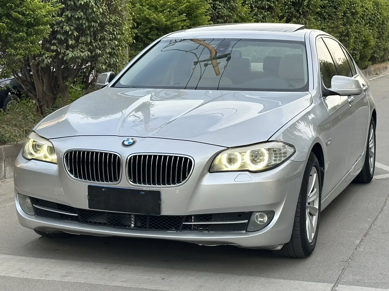 BMW 5 Series  из Китая
