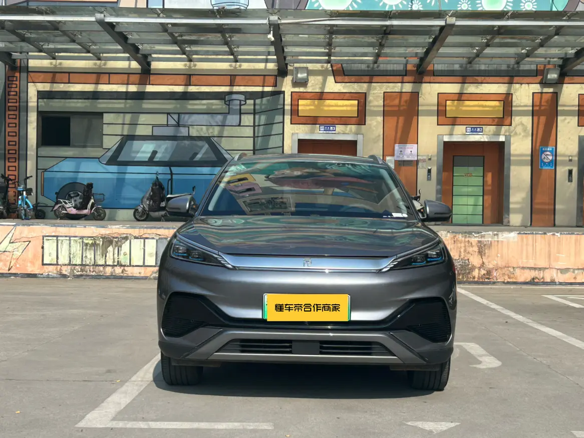 BYD Yuan PLUS  из Китая