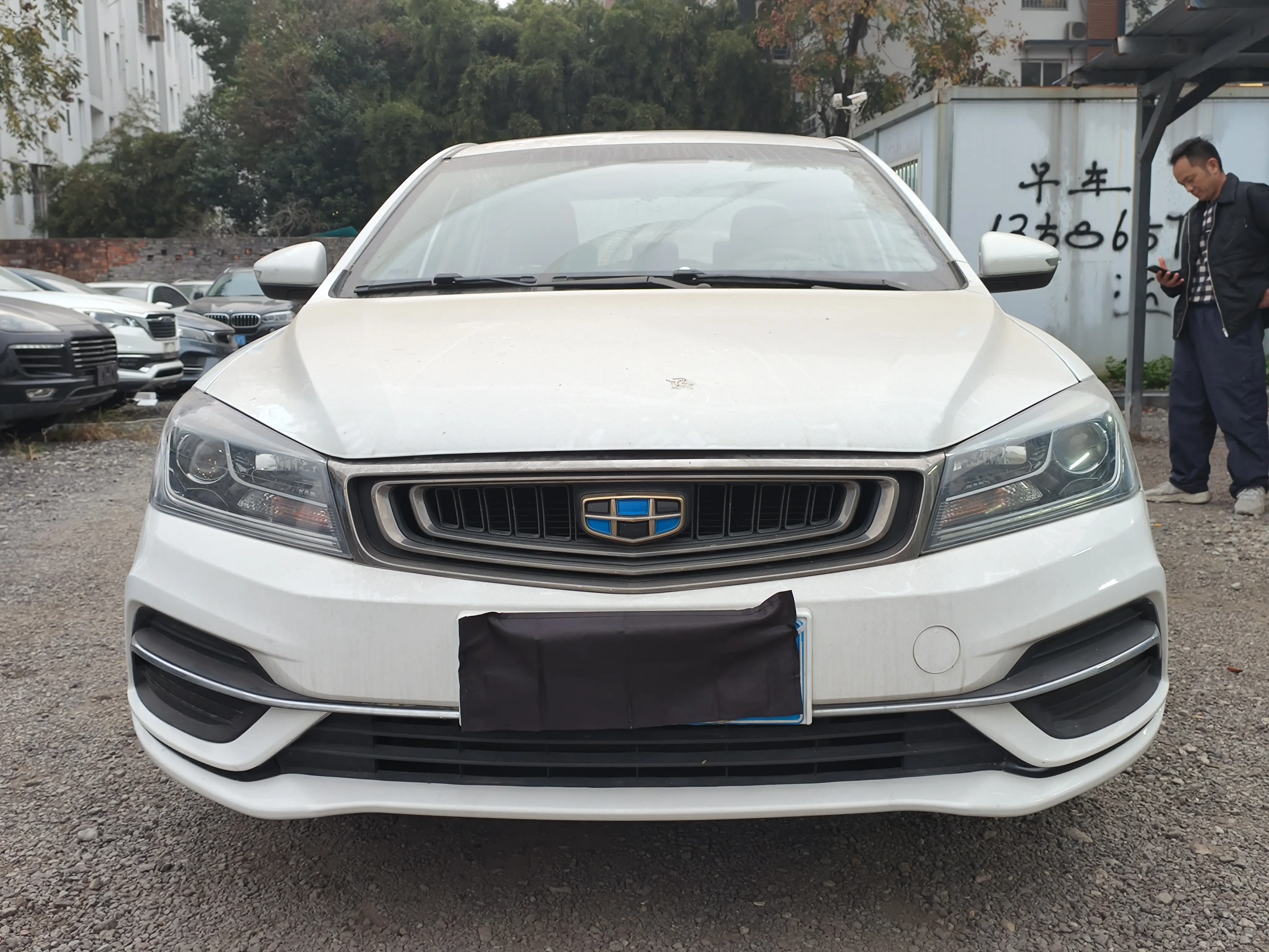 Geely Emgrand  из Китая